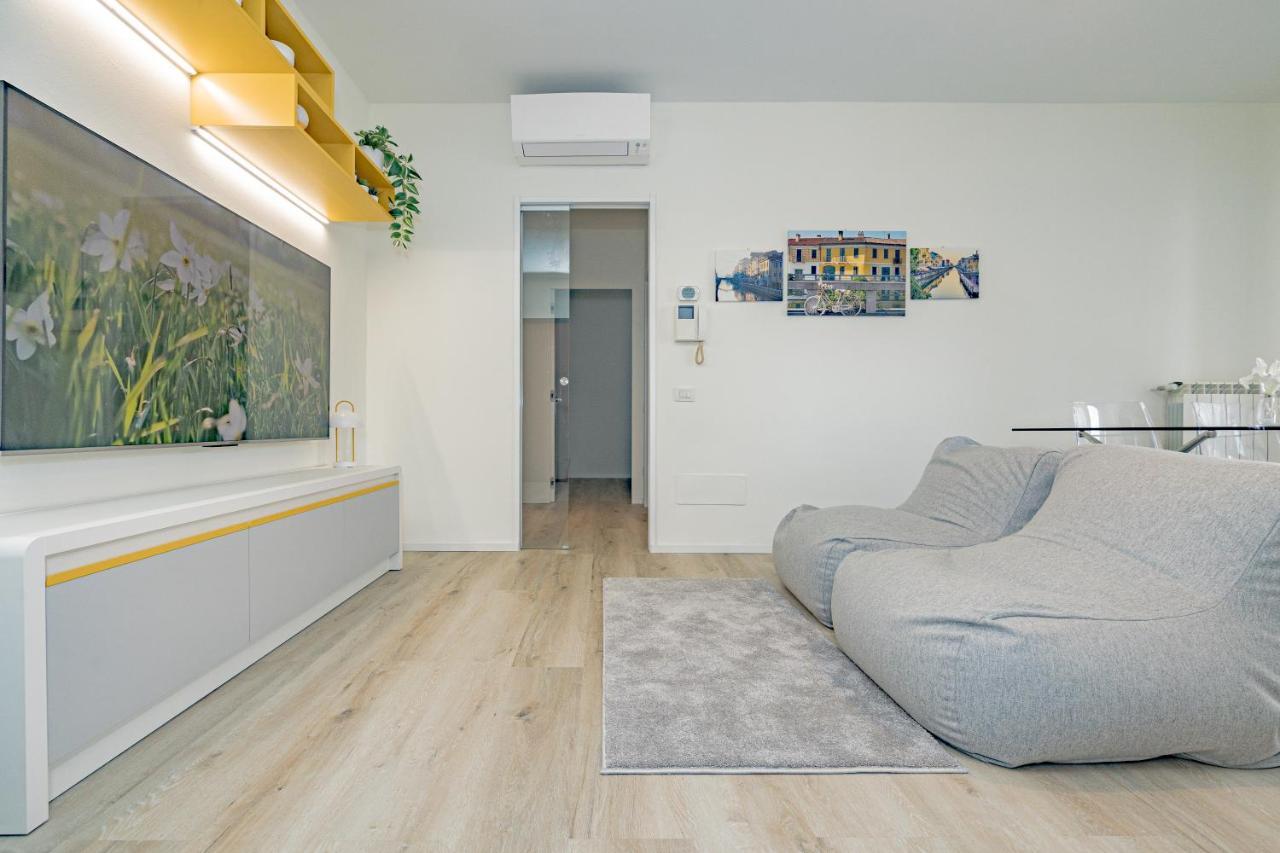 Milan Mchome Треццано-суль-Навиглио Экстерьер фото